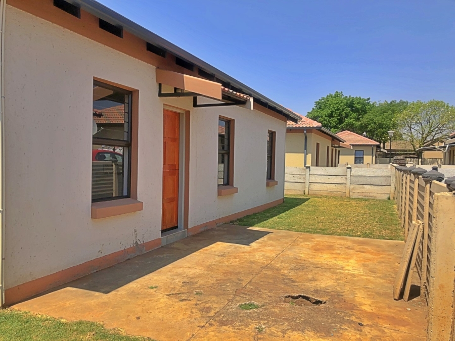 3 Bedroom Property for Sale in Waterval East North West